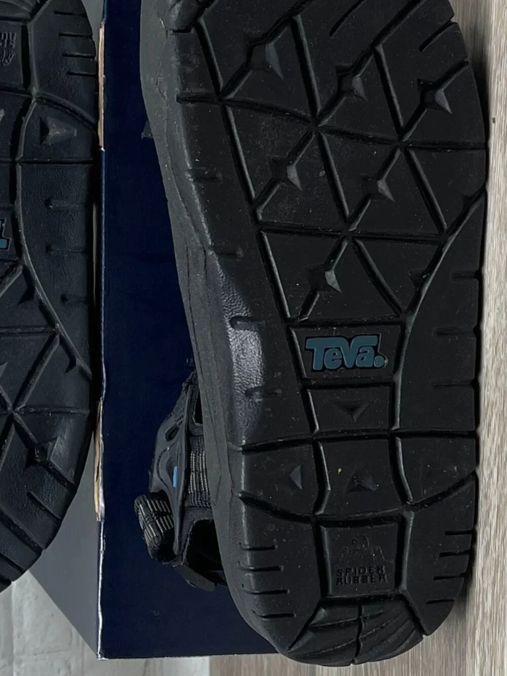 Teva Men's Terra Fi 5 Universal Sandal SIZE 9